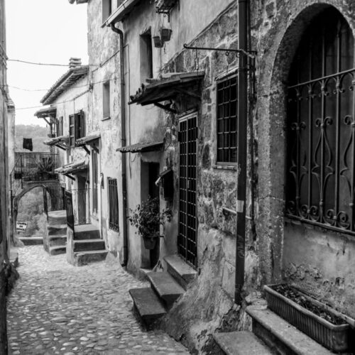Rome - Calcata - Rural - Medieval - Nature - Ancient - Black and White