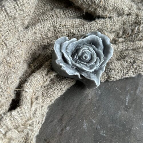 Amberblokje roos hartvormig grey
